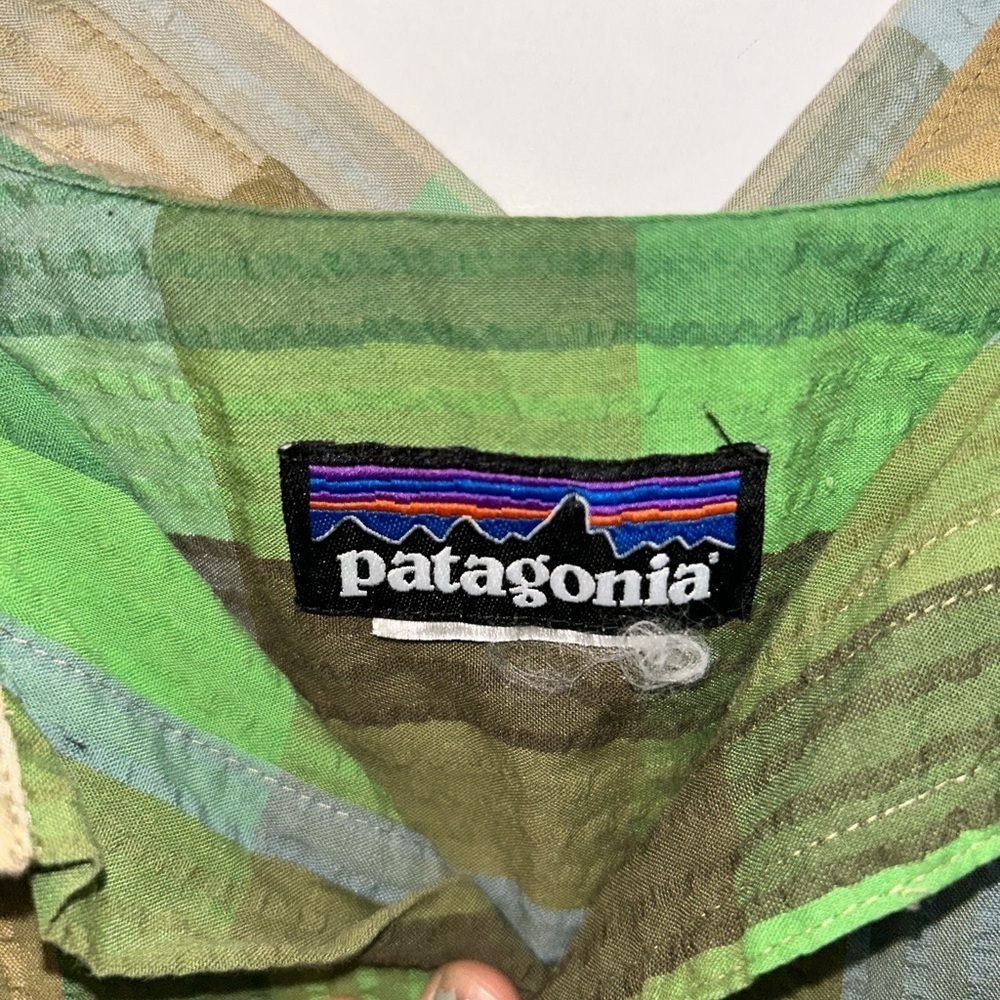 Patagonia short sleeve men’s flannel - Picture 3 of 3